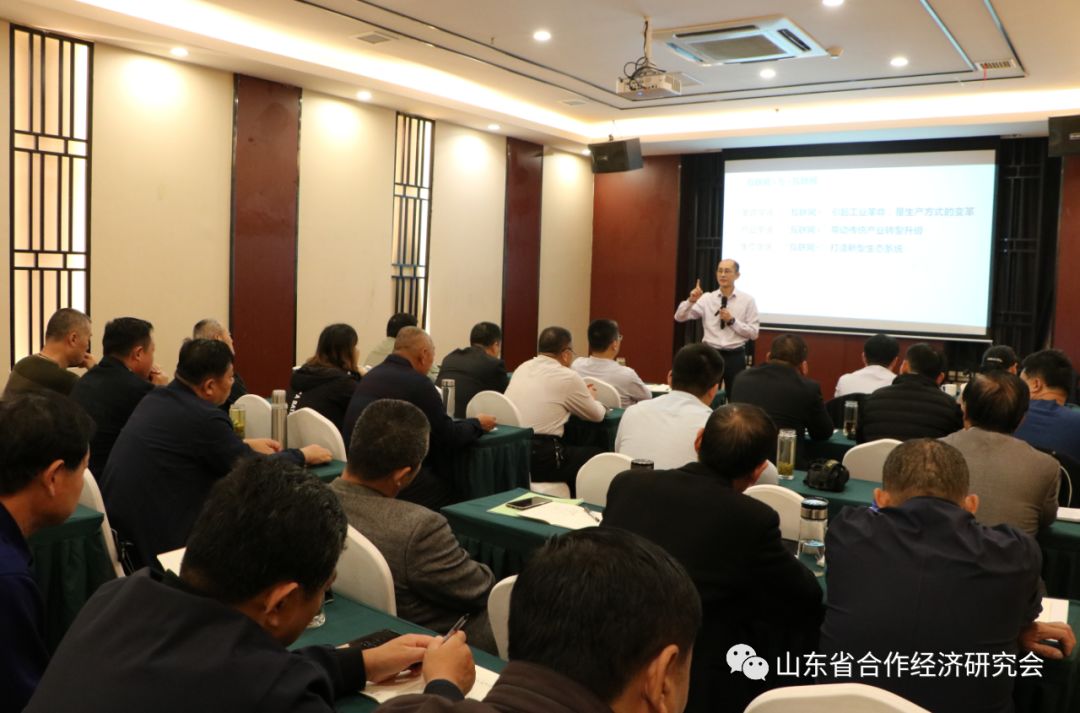 1618814821118945.jpg 段6后段7前熊凯老师为学员授课.jpg